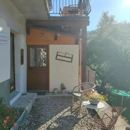 Apartment, By The Canal L Est,river Coney Vosges France Apartment Fontenoy-le-Château