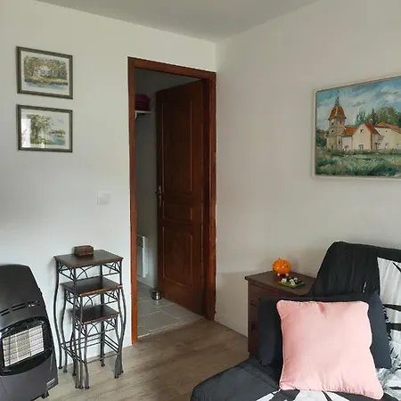 Apartment, By The Canal L Est,river Coney Vosges France Apartman Fontenoy-le-Château
