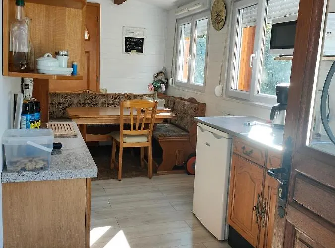 Apartment, By The Canal L Est,river Coney Vosges France * Fontenoy-le-Château